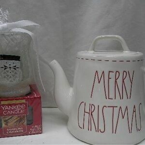 Rae Dunn Merry Christmas Teapot & Yankee Candle Set New